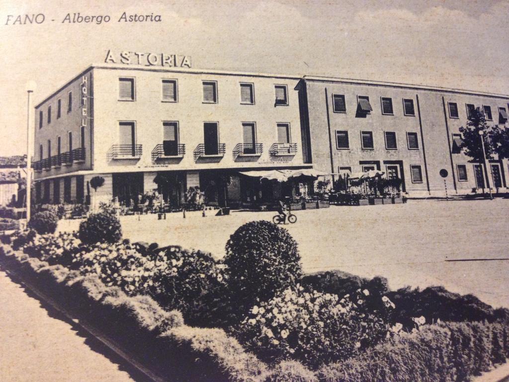 Astoria Hotel Pesaro Exterior foto